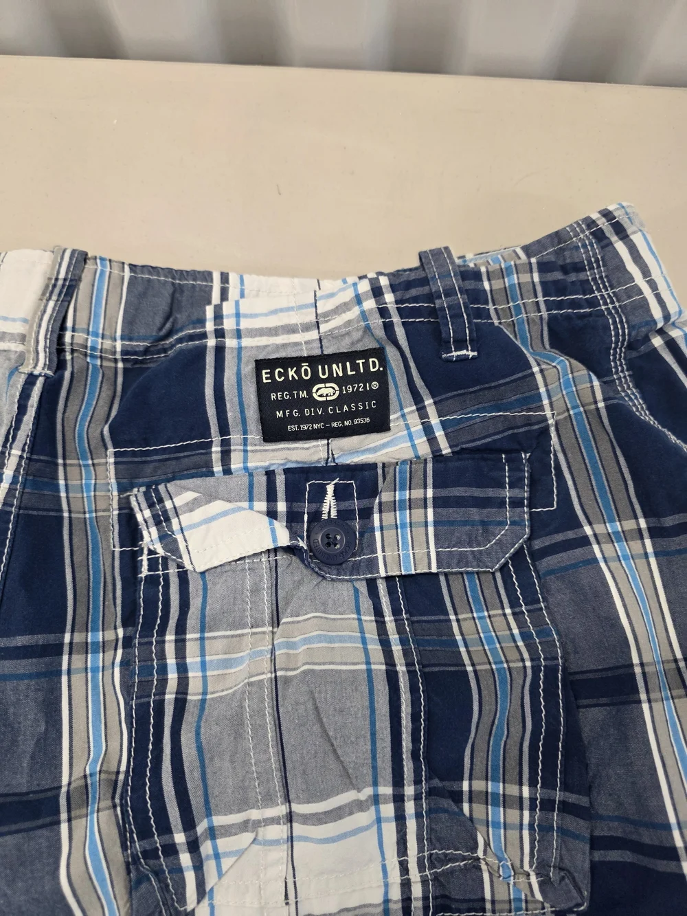 Ecko Unltd Cargo Shorts Men’s Size 32x11